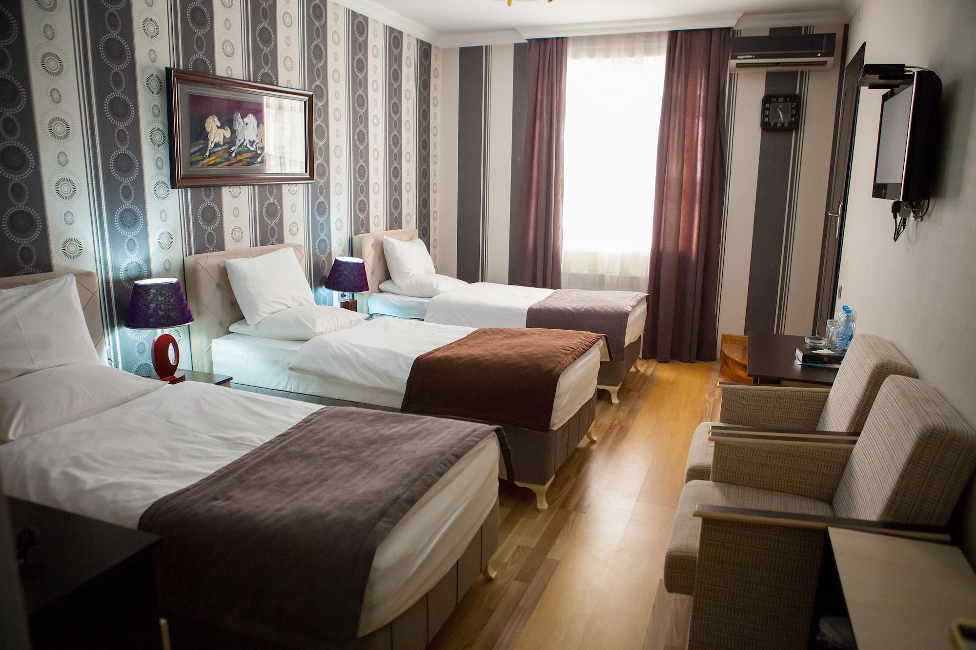 Issam Hotel & Spa Şǝki エクステリア 写真
