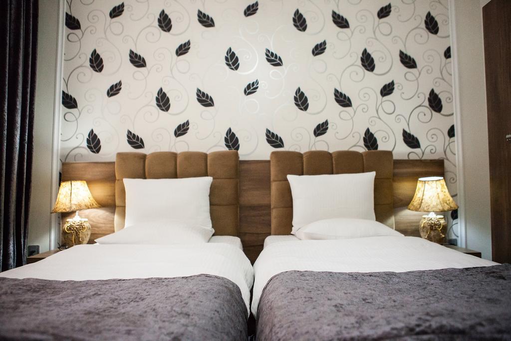 Issam Hotel & Spa Şǝki エクステリア 写真