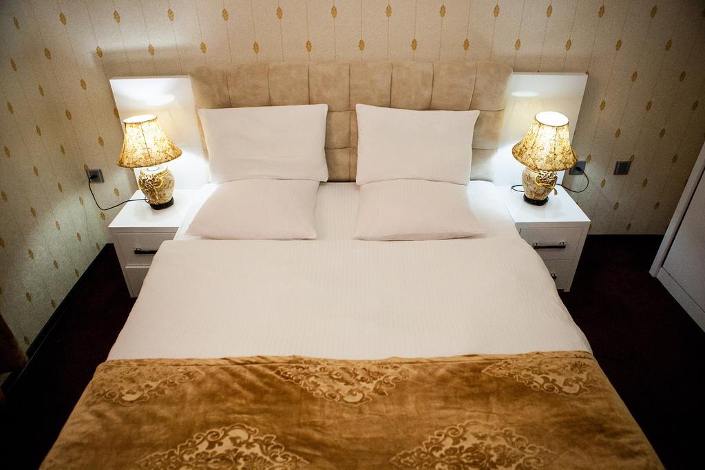 Issam Hotel & Spa Şǝki エクステリア 写真