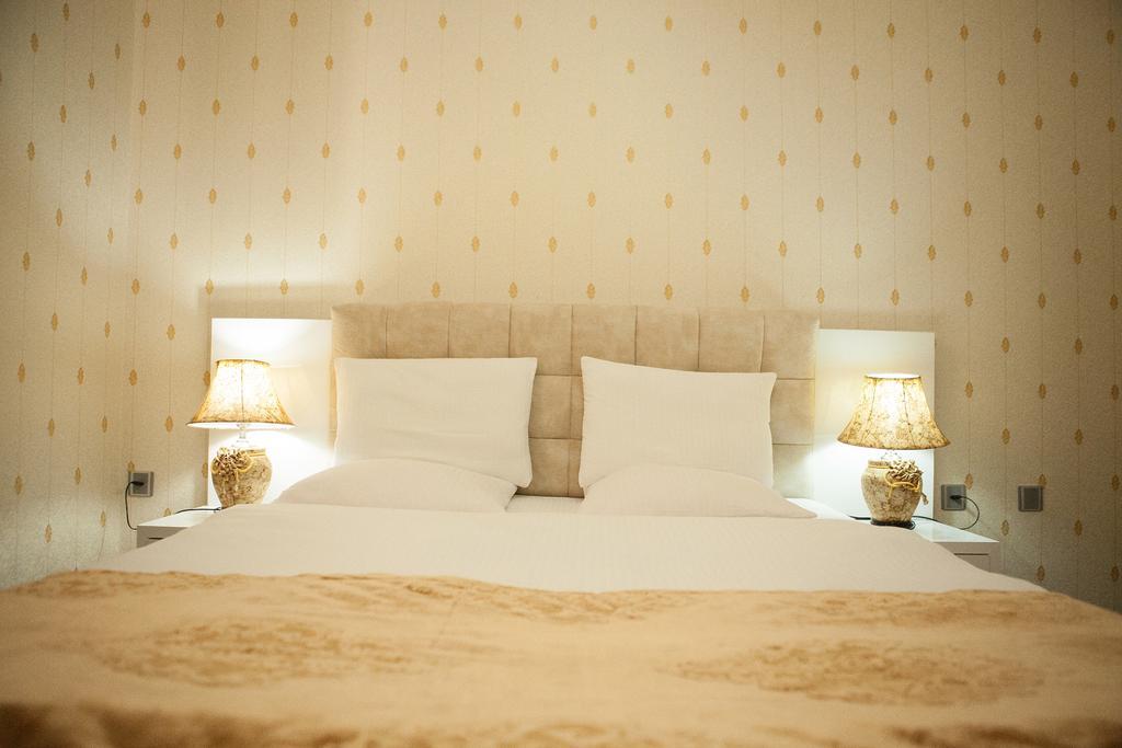 Issam Hotel & Spa Şǝki エクステリア 写真