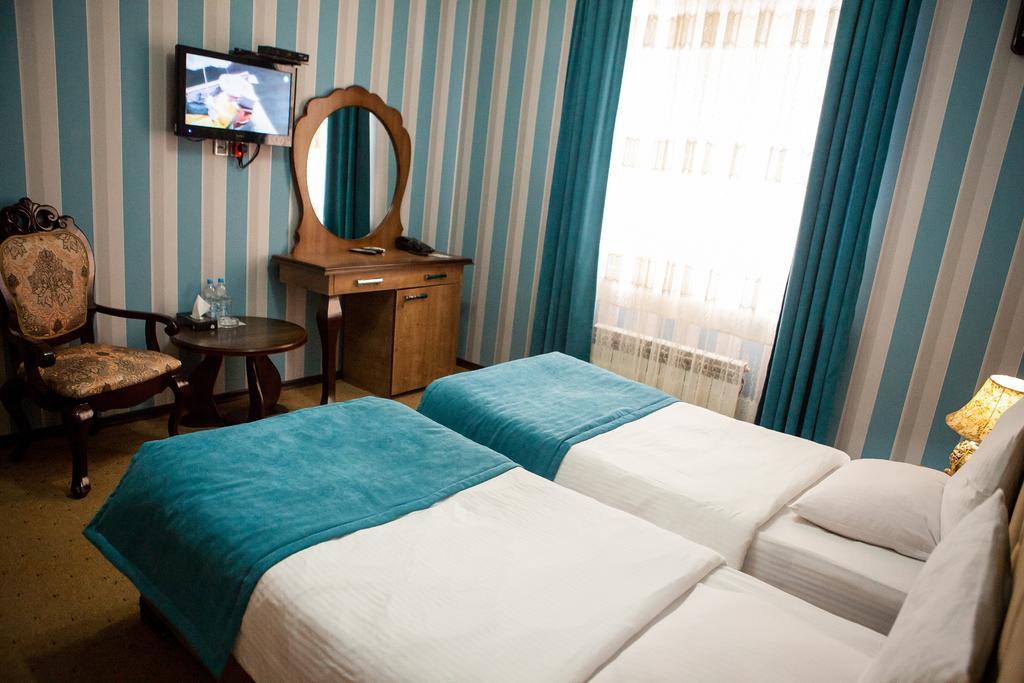 Issam Hotel & Spa Şǝki エクステリア 写真