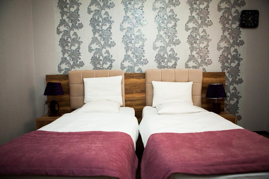 Issam Hotel & Spa Şǝki エクステリア 写真