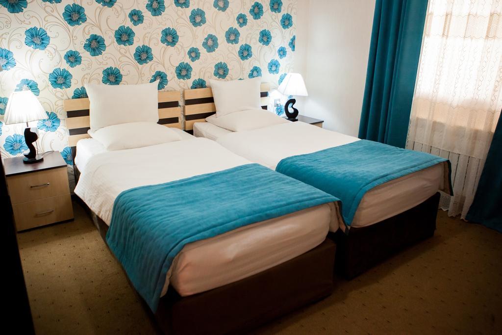 Issam Hotel & Spa Şǝki エクステリア 写真